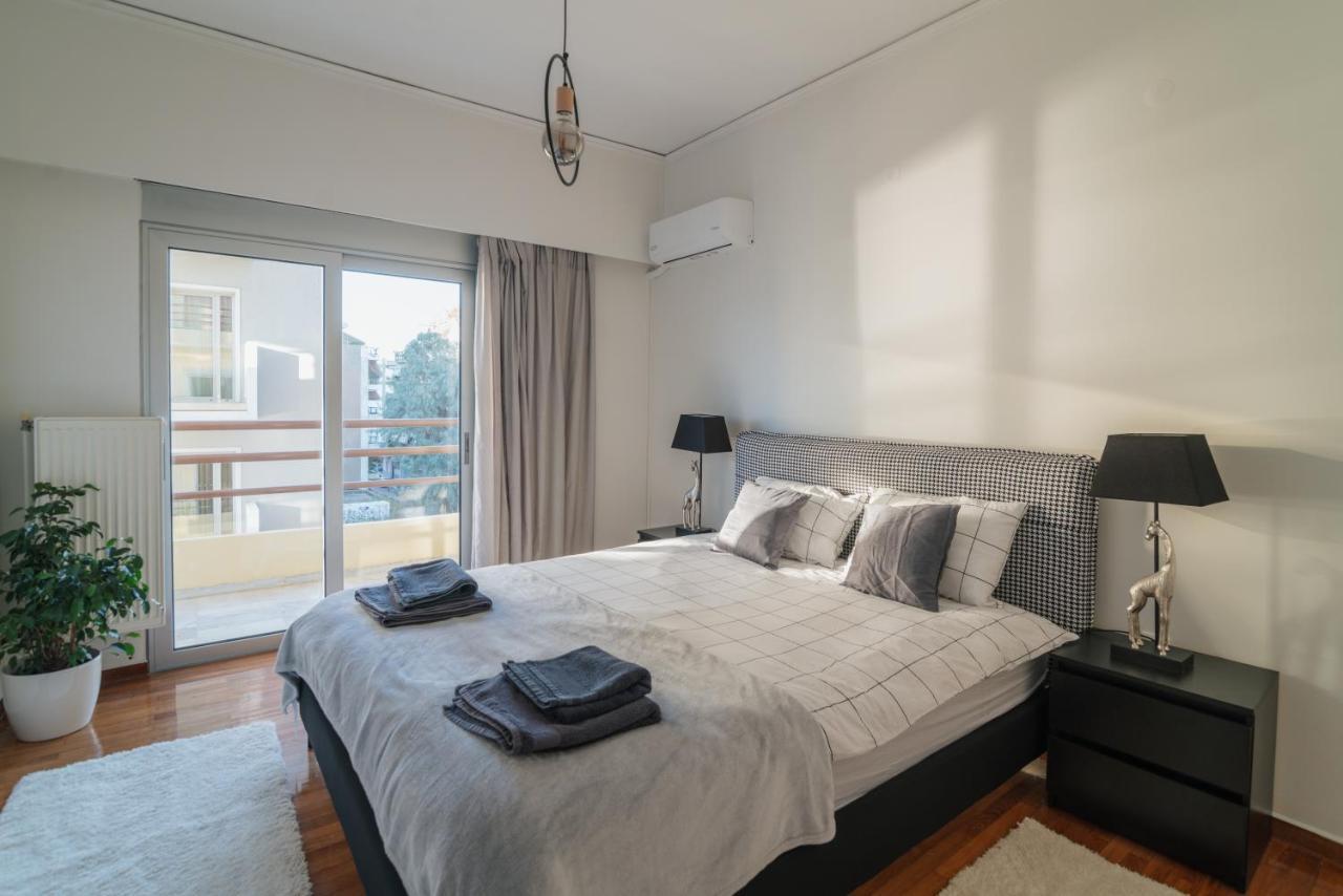 Sea Front Luxury Apartment Patras Buitenkant foto