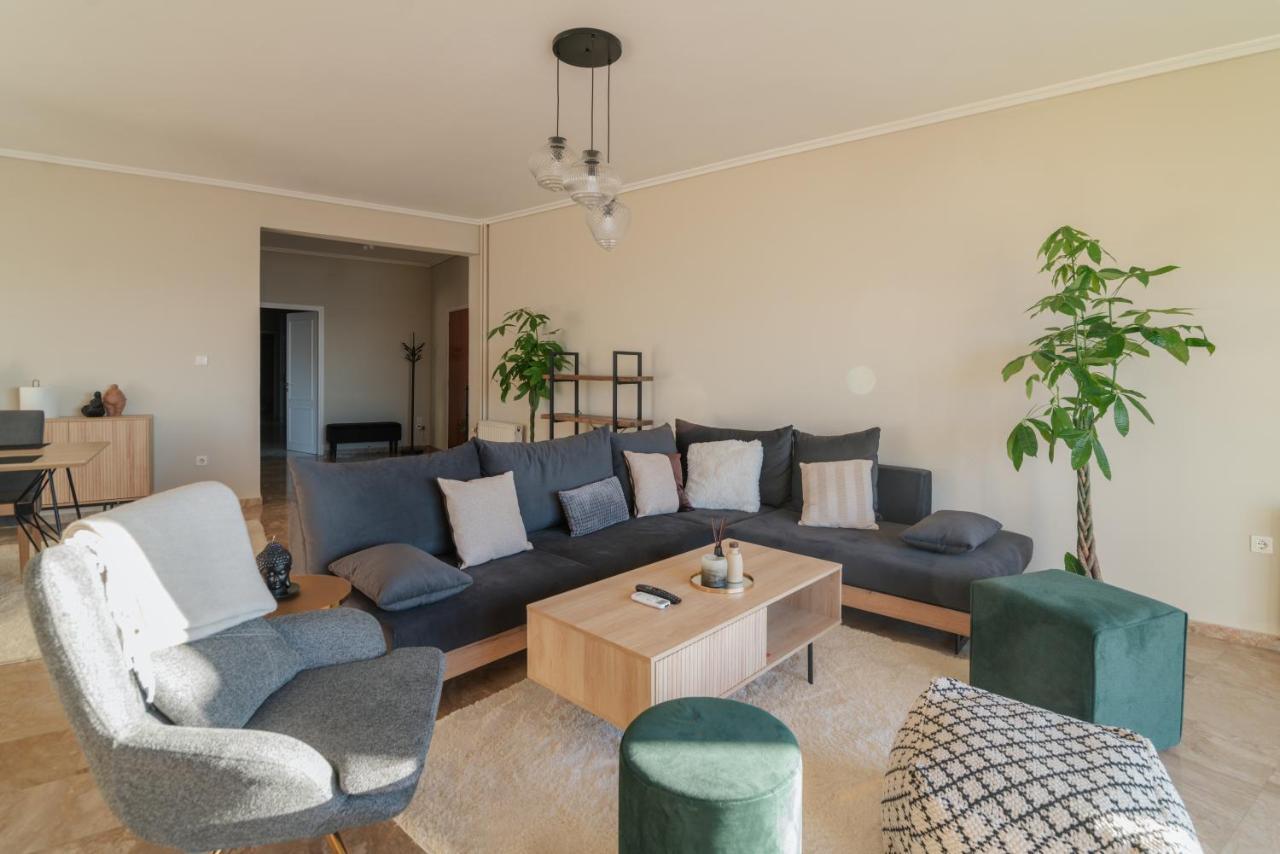 Sea Front Luxury Apartment Patras Buitenkant foto