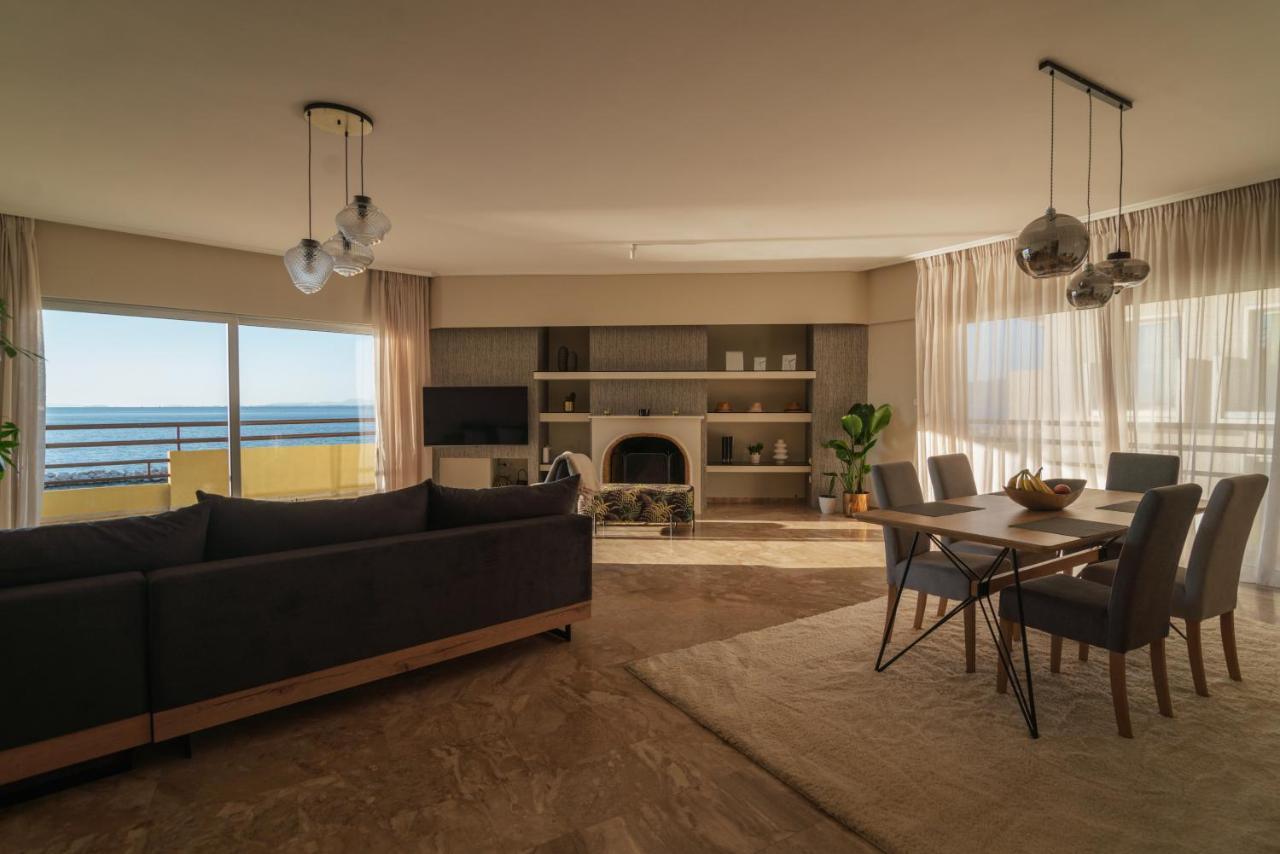 Sea Front Luxury Apartment Patras Buitenkant foto