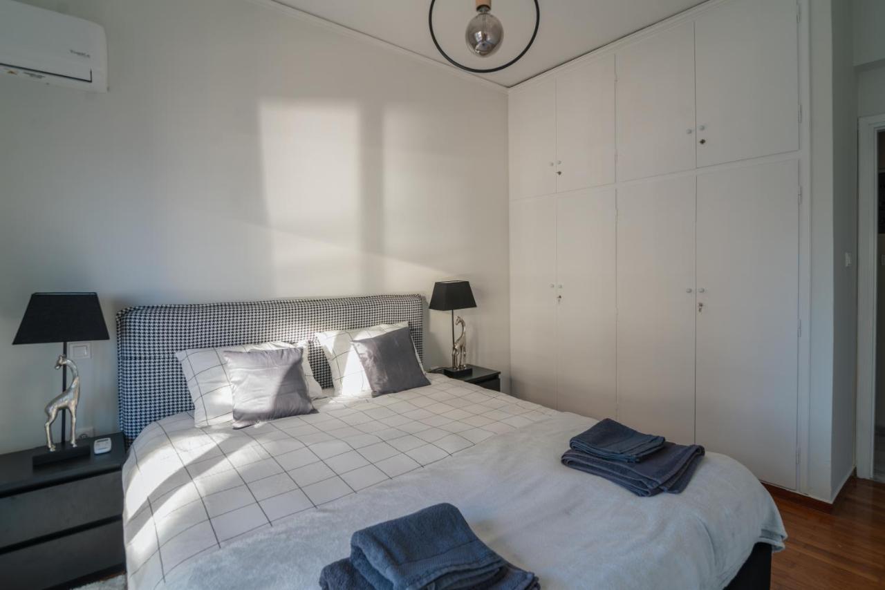 Sea Front Luxury Apartment Patras Buitenkant foto
