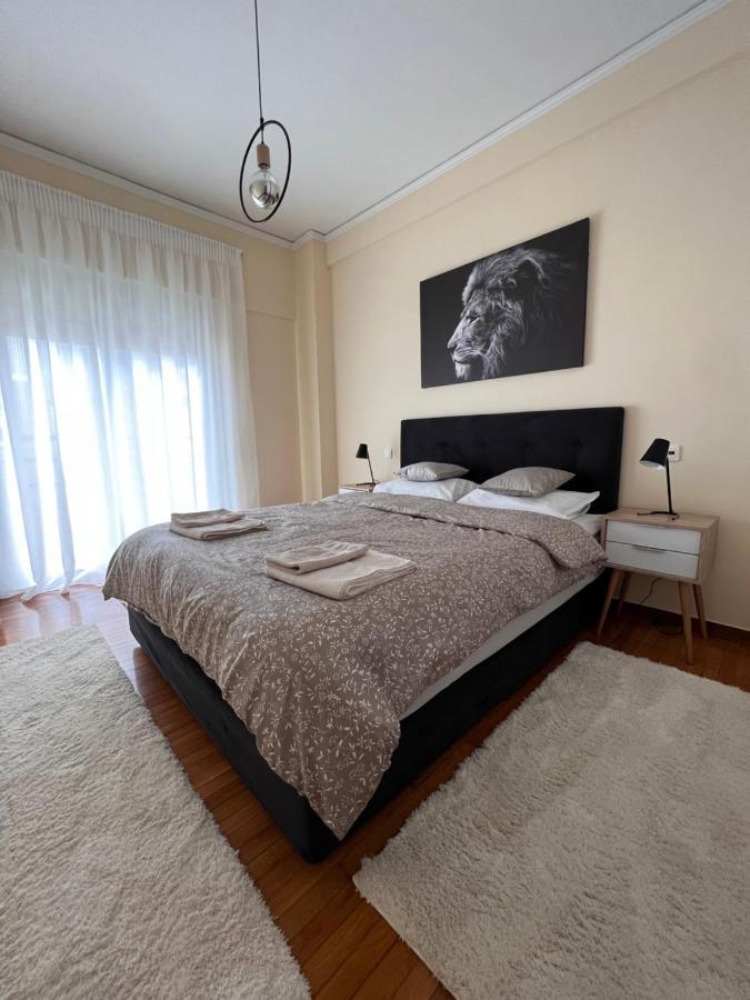Sea Front Luxury Apartment Patras Buitenkant foto